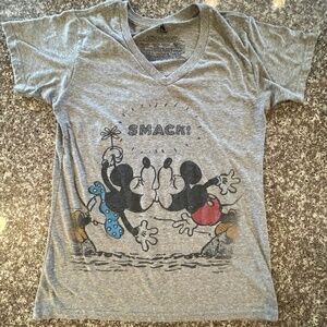 Disney Women’s Tee Shirt Large Mickey & Minnie Heathered Gray